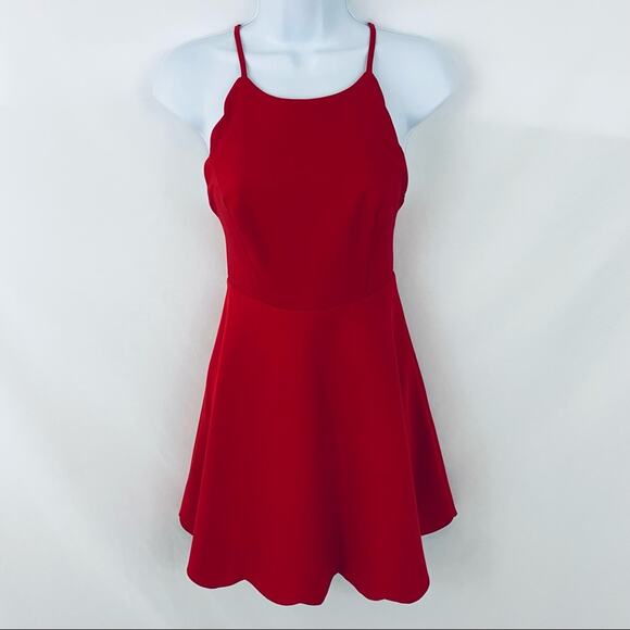 Lulu’s Backless Dress Size X-Small - Picture 1 of 8